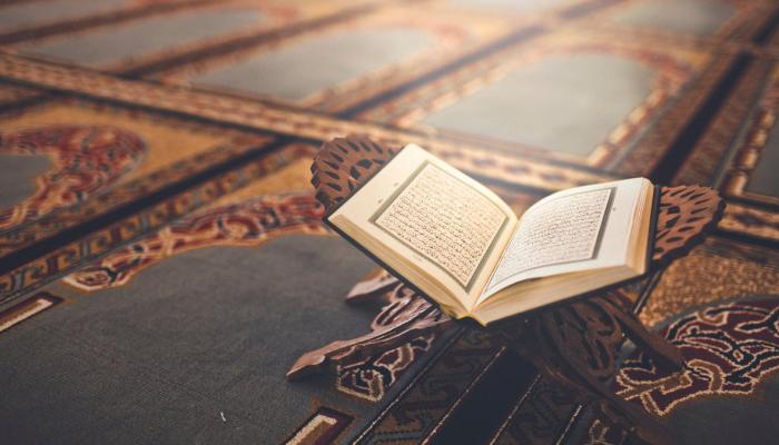 الاستشهاد بالآيات القرآنية على فيروس كورونا حرام شرعا